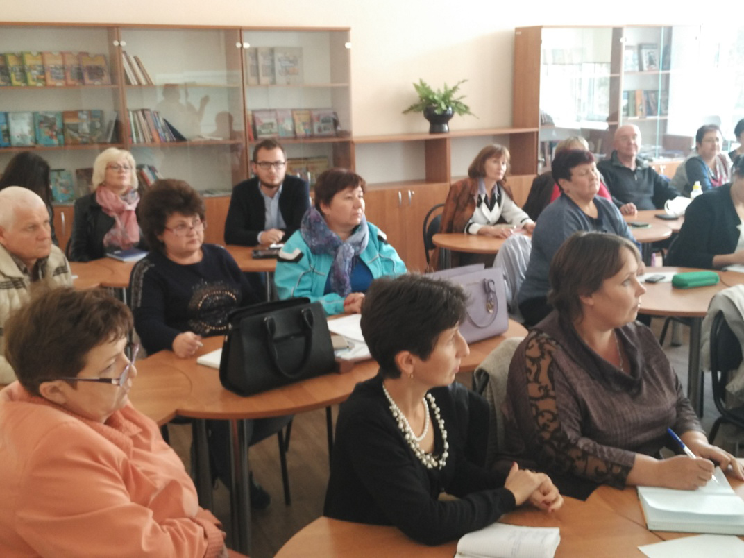 Учителя истории Ростовской области посетили семинары по ИКС и финансовой грамотности